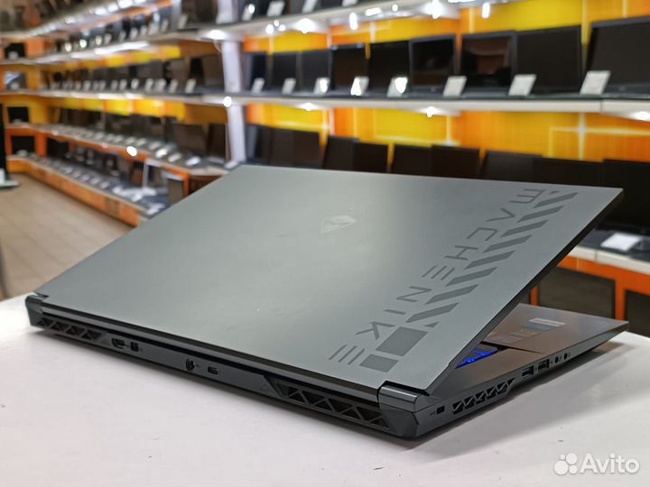 Игровой ноутбук 17.3