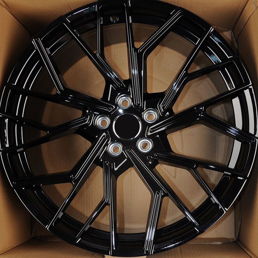 Литые диски Audi 9×R21 5×112