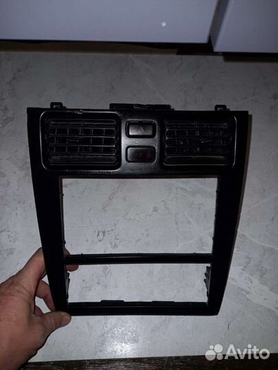 Рамка под магнитолу