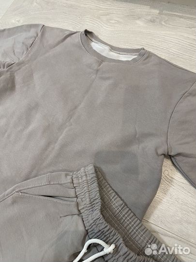 Костюм женский 44/46