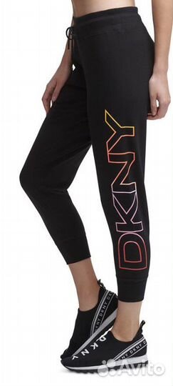 Костюм спортивный