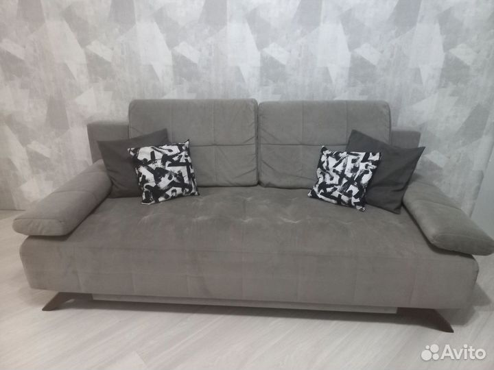 Продаю диван