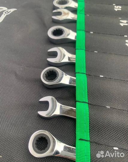 Набор ключей с трещоткой 14 в 1