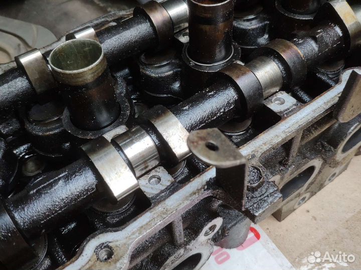 Головка блока мотора Нисан Пульсар 1.5 2000г