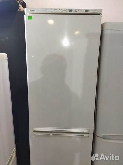 Продам холодильник siemens 200 см
