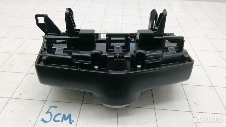 Блок управления климатической установкой Toyota Pr