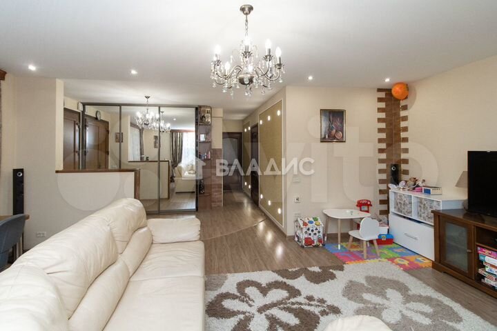 4-к. квартира, 211,8 м², 2/2 эт.