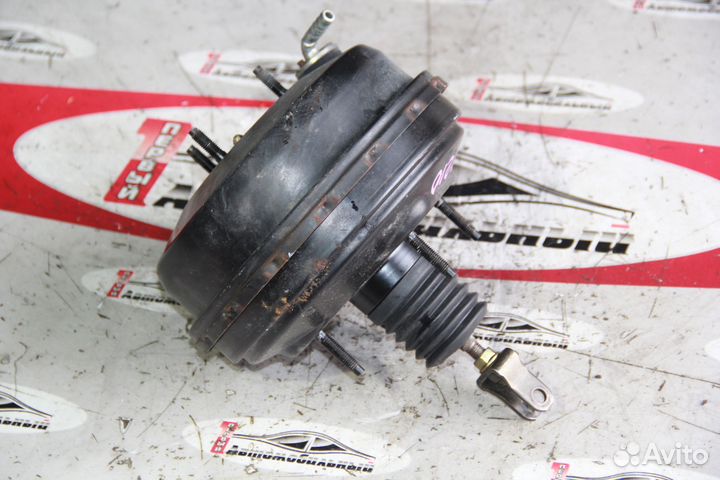 Вакумник тормозной c Toyota Caldina ST215G 3S-FE