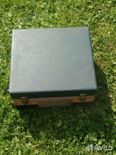 Ламповый магнитофон Gintaras