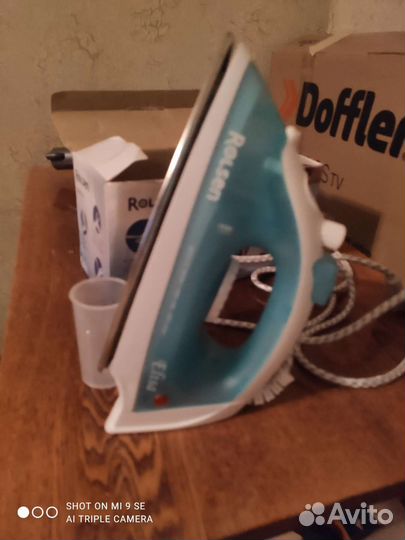 Утюг новый Rolsen
