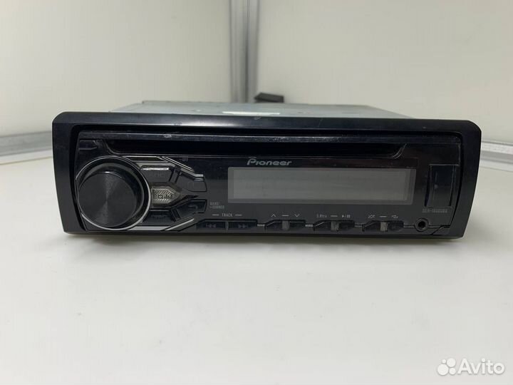 Автомагнитола Pioner DEH-1800UBG (29204)
