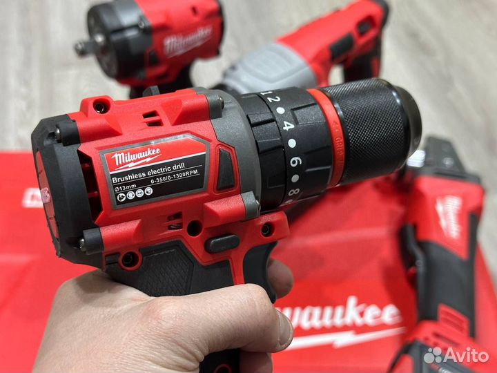 Набор инструментов Milwaukee 4в1 (Арт.64700)