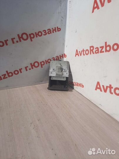 Пепельница Mitsubishi Lancer 7