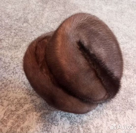 Норковые шапки в ассортименте