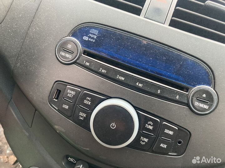 Магнитола chevrolet spark m300