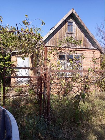 Дача 20 м² на участке 4 сот.