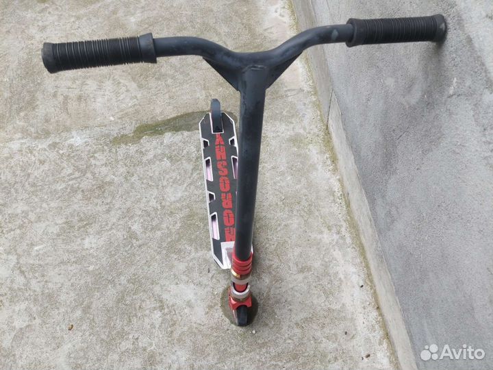 Трюковой самокат