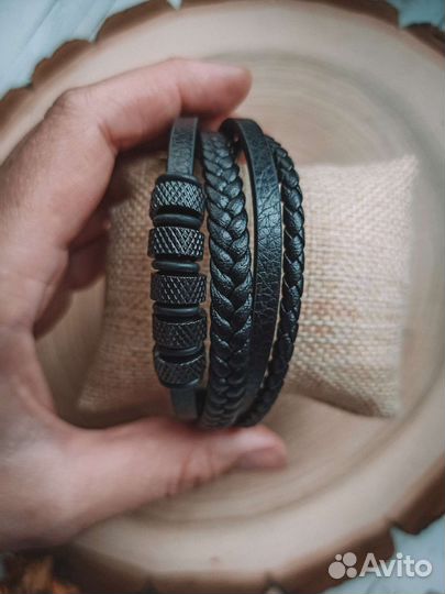 Мужской браслет