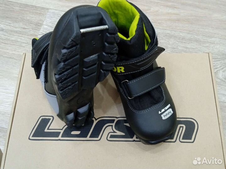 Лыжные ботинки детские 32