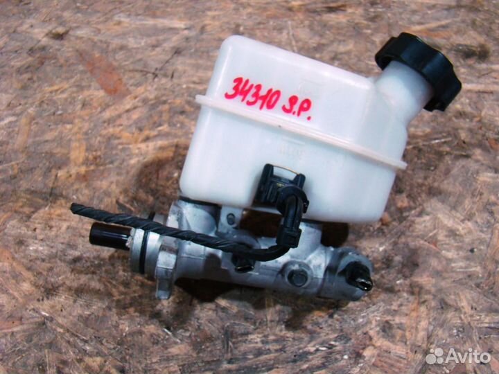 KIA Sportage 2 Цилиндр тормозной главный