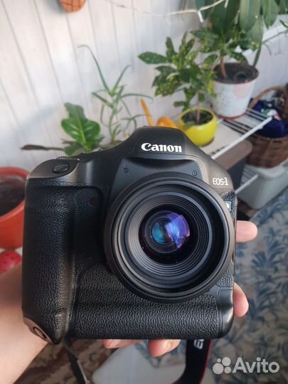 Canon eos 1 d mark 3 (iii) в идеальном сосотоянии