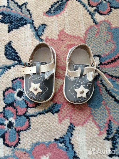 Сандали детские