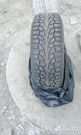 Шины.215/65 R16