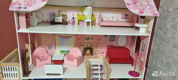 Кукольный домик для Барби с мебелью