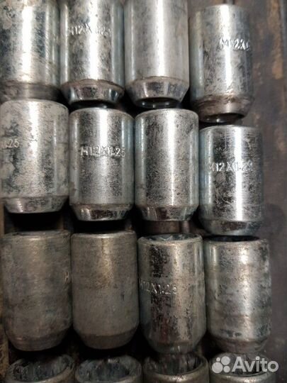 Гайки колёсные М12*1.25