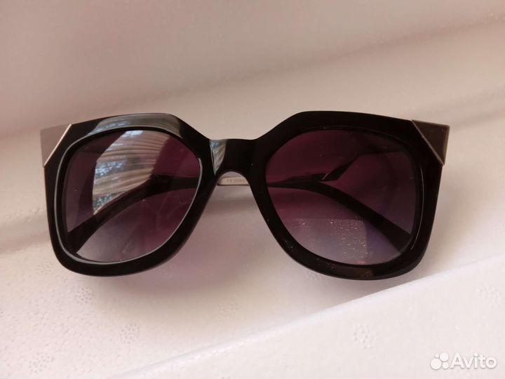 Солнцезащитные очки