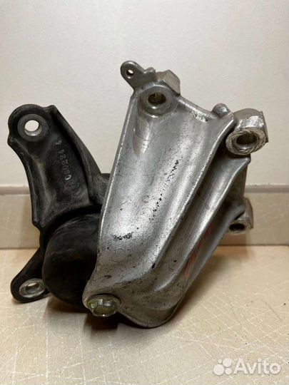 Опора АКПП верхняя honda accord 8 2.4