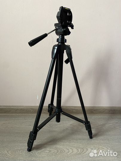 Штатив для камеры