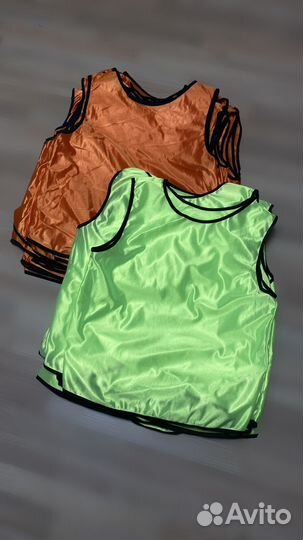 Манишки футбольные