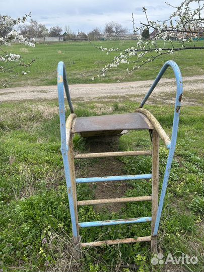 Детская горка уличная