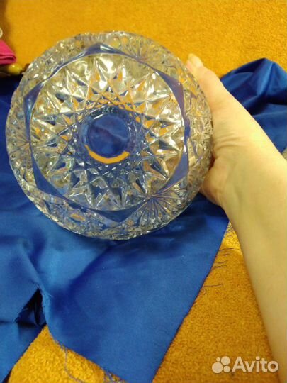 Хрустальная ваза