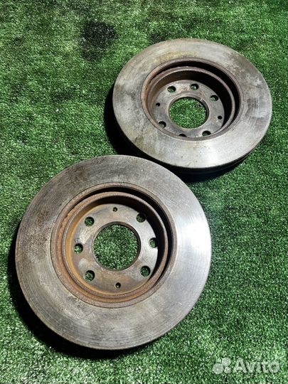 Тормозные диски передние Chevrolet Aveo 1 1.4 T250