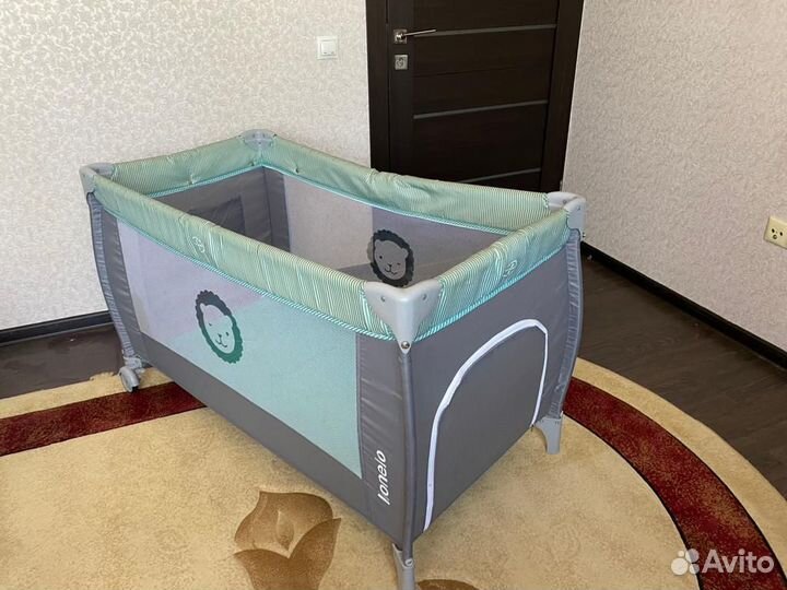 Продам детская кроватка (манеж) с матрасиком