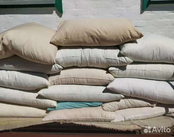 Одеяла и подушки б/у пух/перо