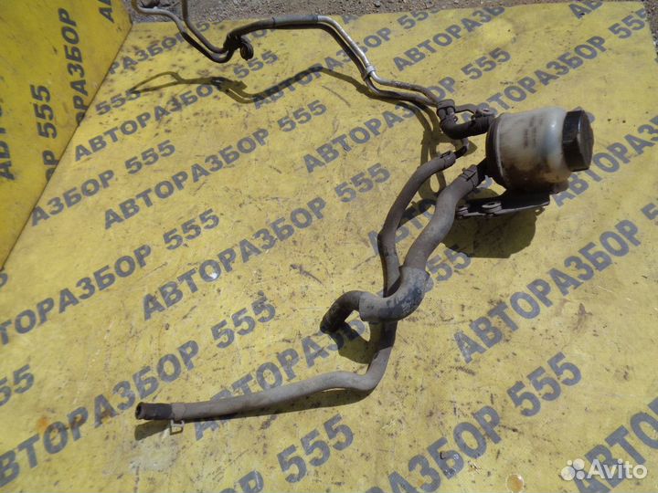 Бачок Гур с трубками Nissan Primera P12 Japan 2.0L