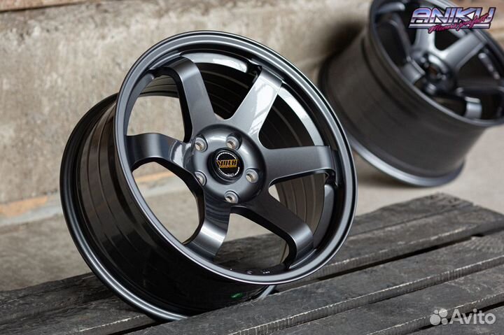 Диски Volk Racing TE37SL R17 8j ET35 5*114.3 (D147