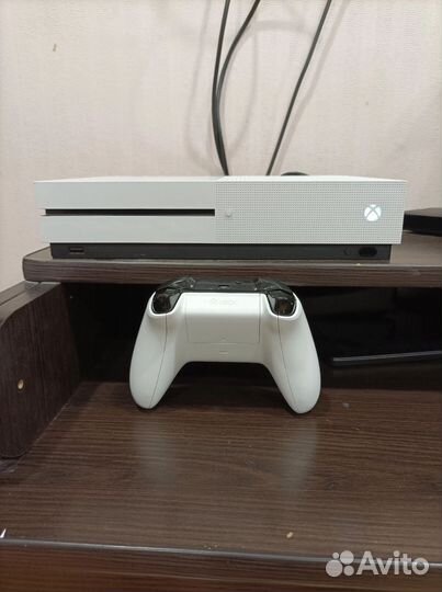Xbox One S