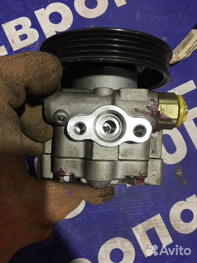 Насос гидроусилителя новый Chevrolet Cruze