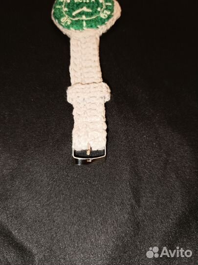 Часы вязаные