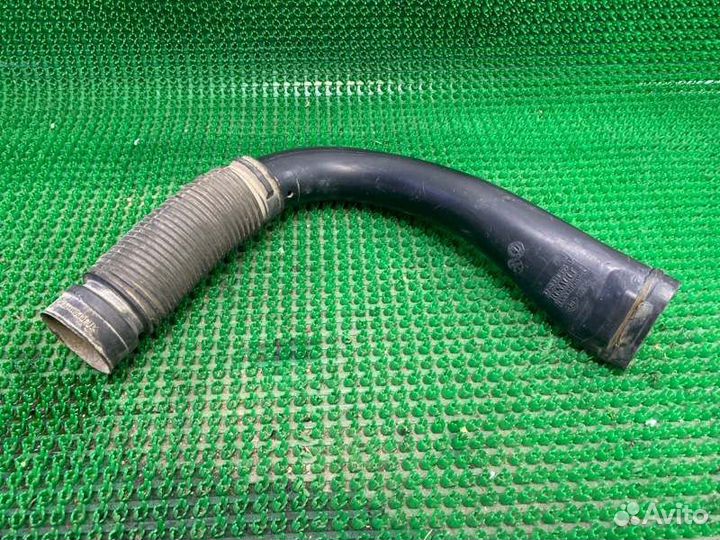 Патрубок воздушного фильтра Renault Logan 1 K7J