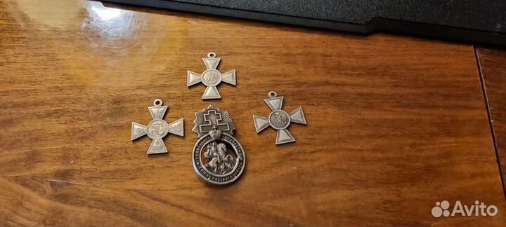 Значки гербы