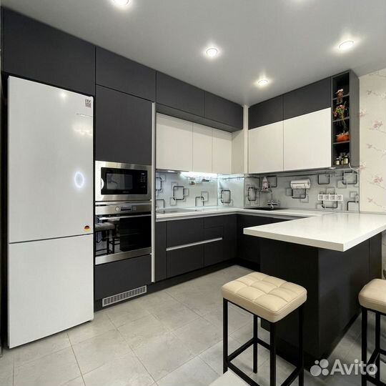 Кухонный гарнитур 