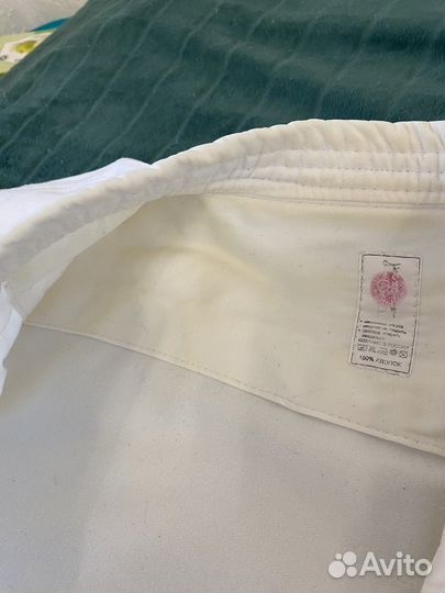 Кимоно Konotori белое для каратэ Киокушинкай