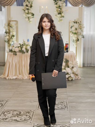 Ведущая тамада с DJ