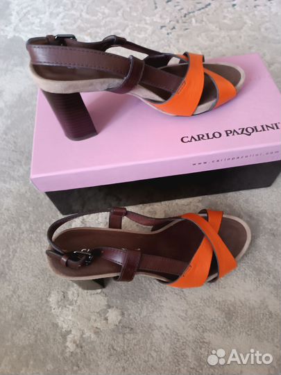 Босоножки кожаные 38