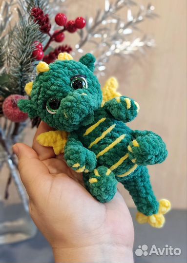 Вязаные игрушки. Подарок на 8 марта